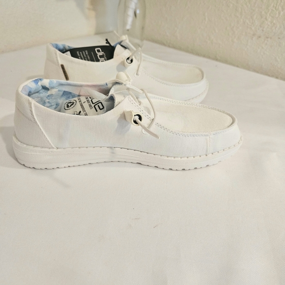 White heydude with tags - Picture 4 of 13